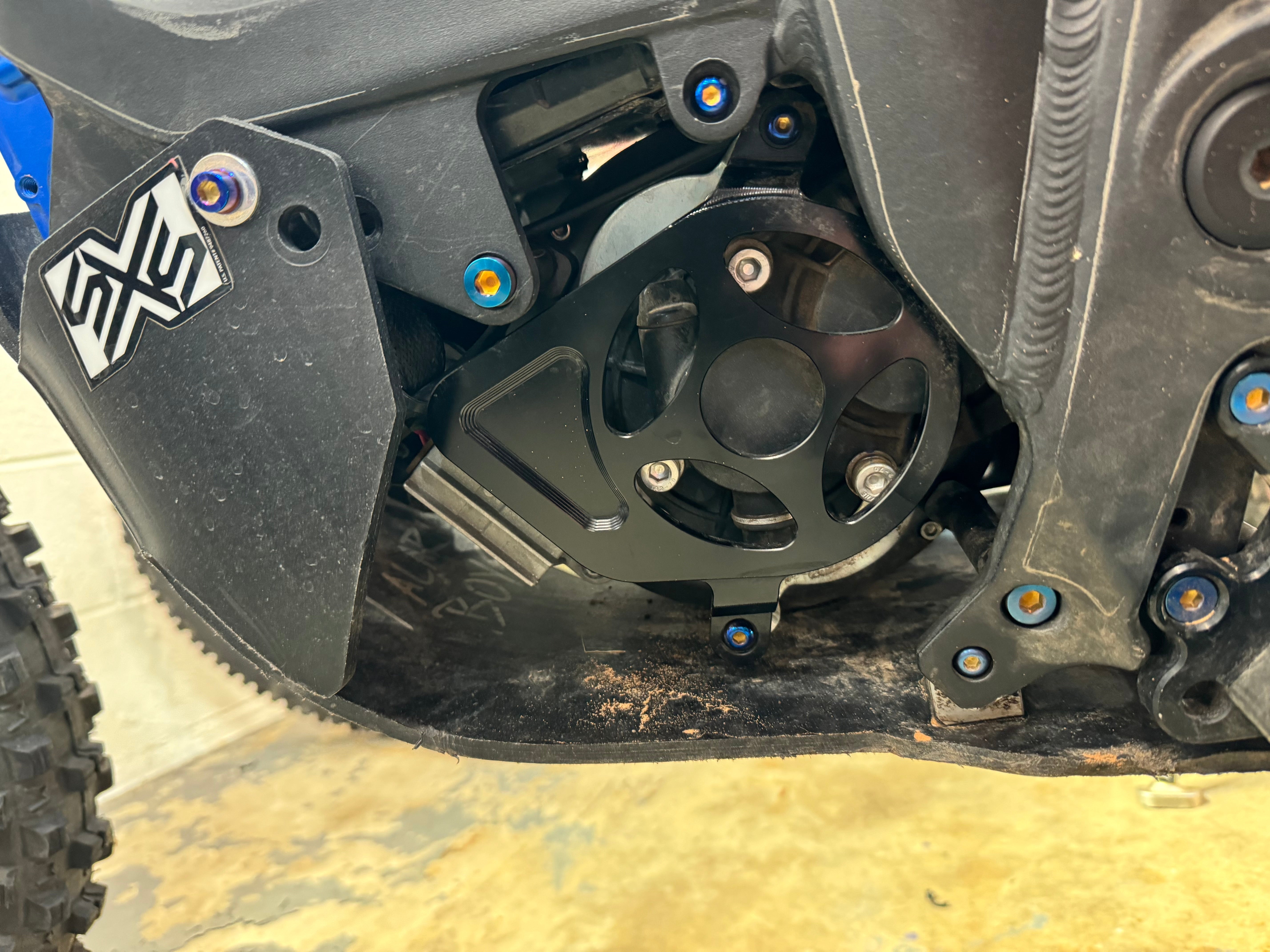 TB V2 Talaria Gearbox Cover