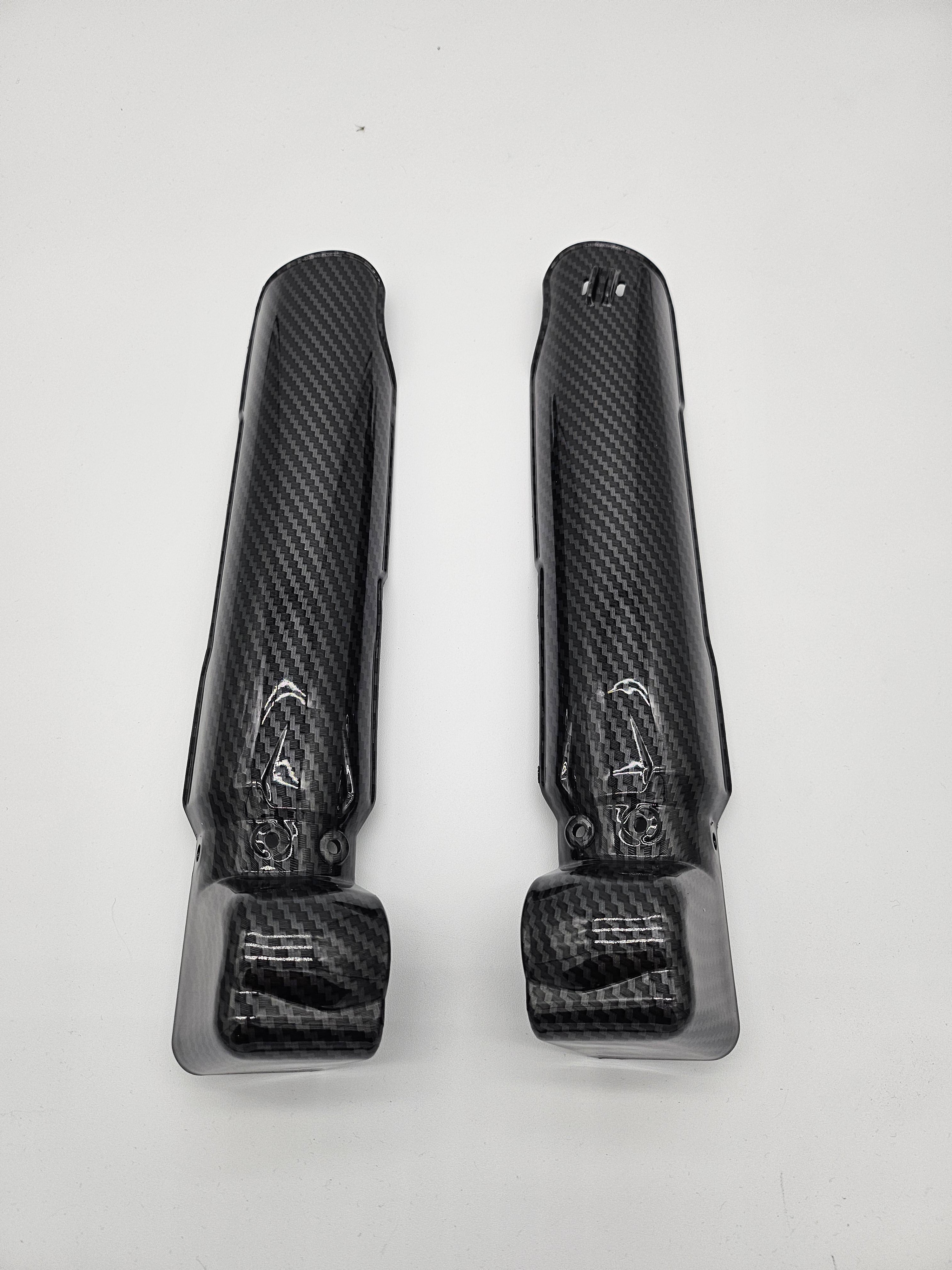 Carbon Fiber GLOSS SURRON Plastics