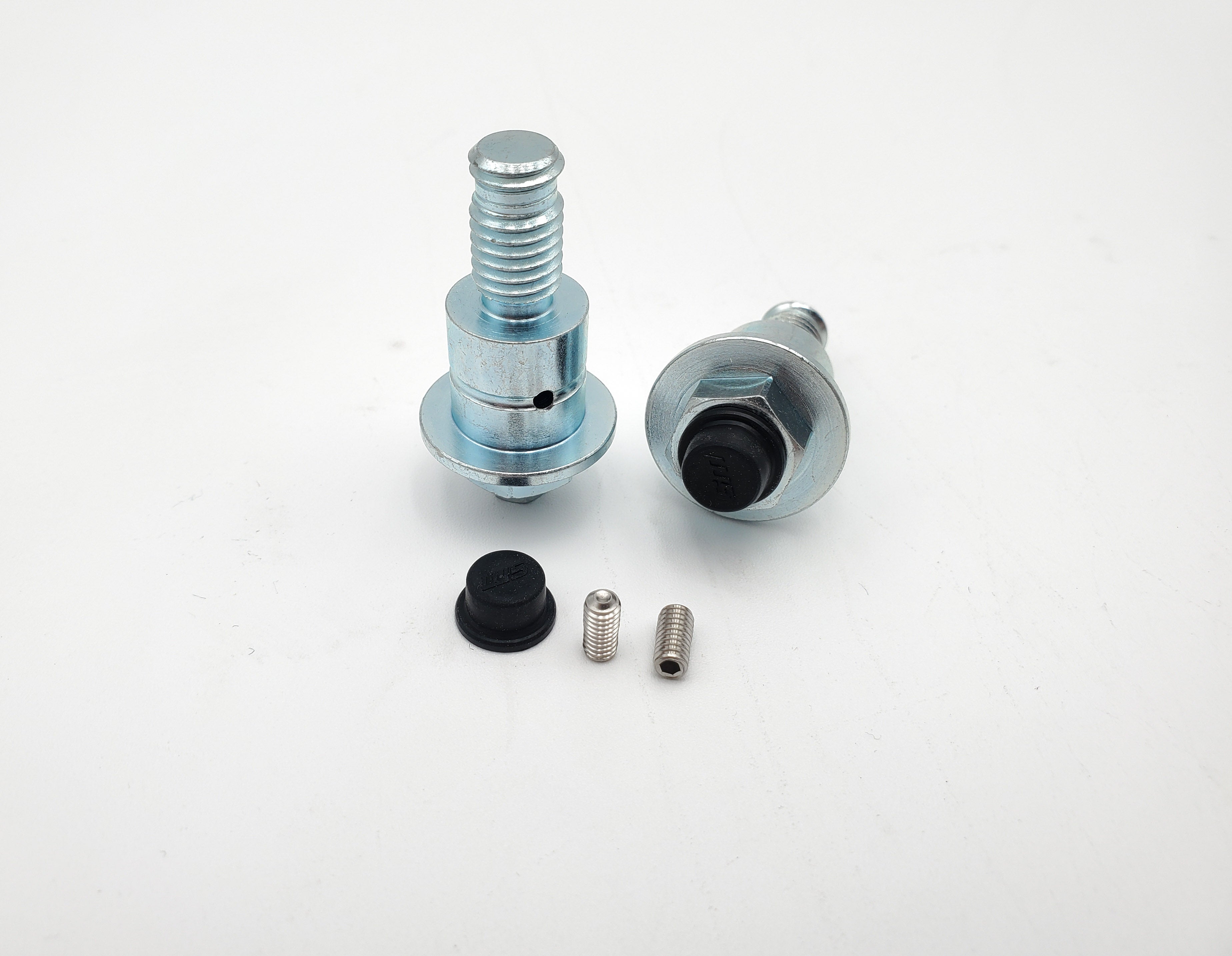 Ultra Bee Triangle Pivot Bolt Kit